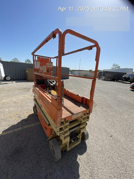2016 JLG 1930ES