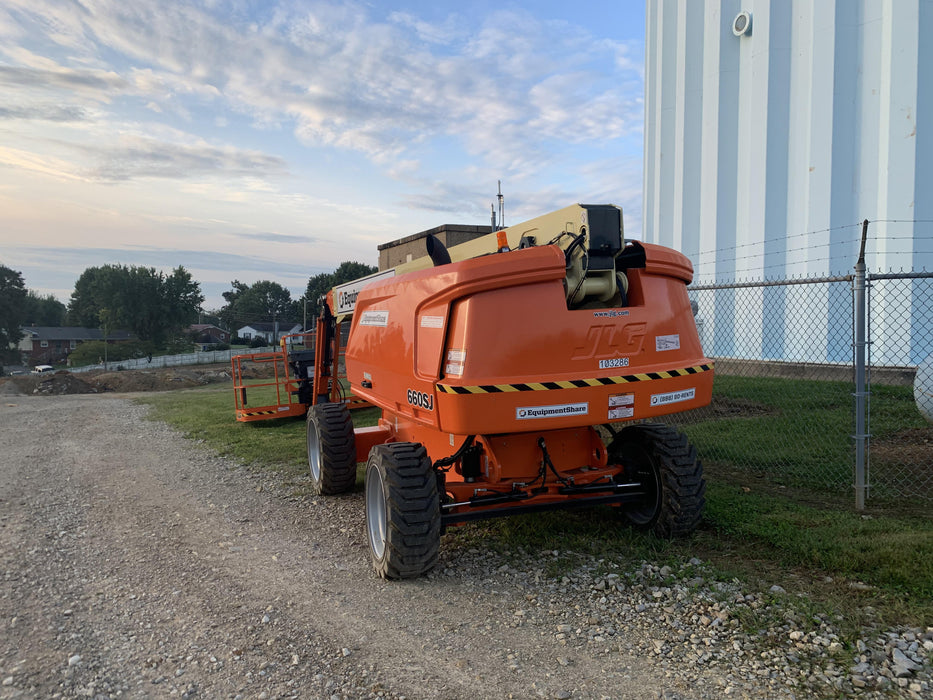 2020 JLG 660SJ