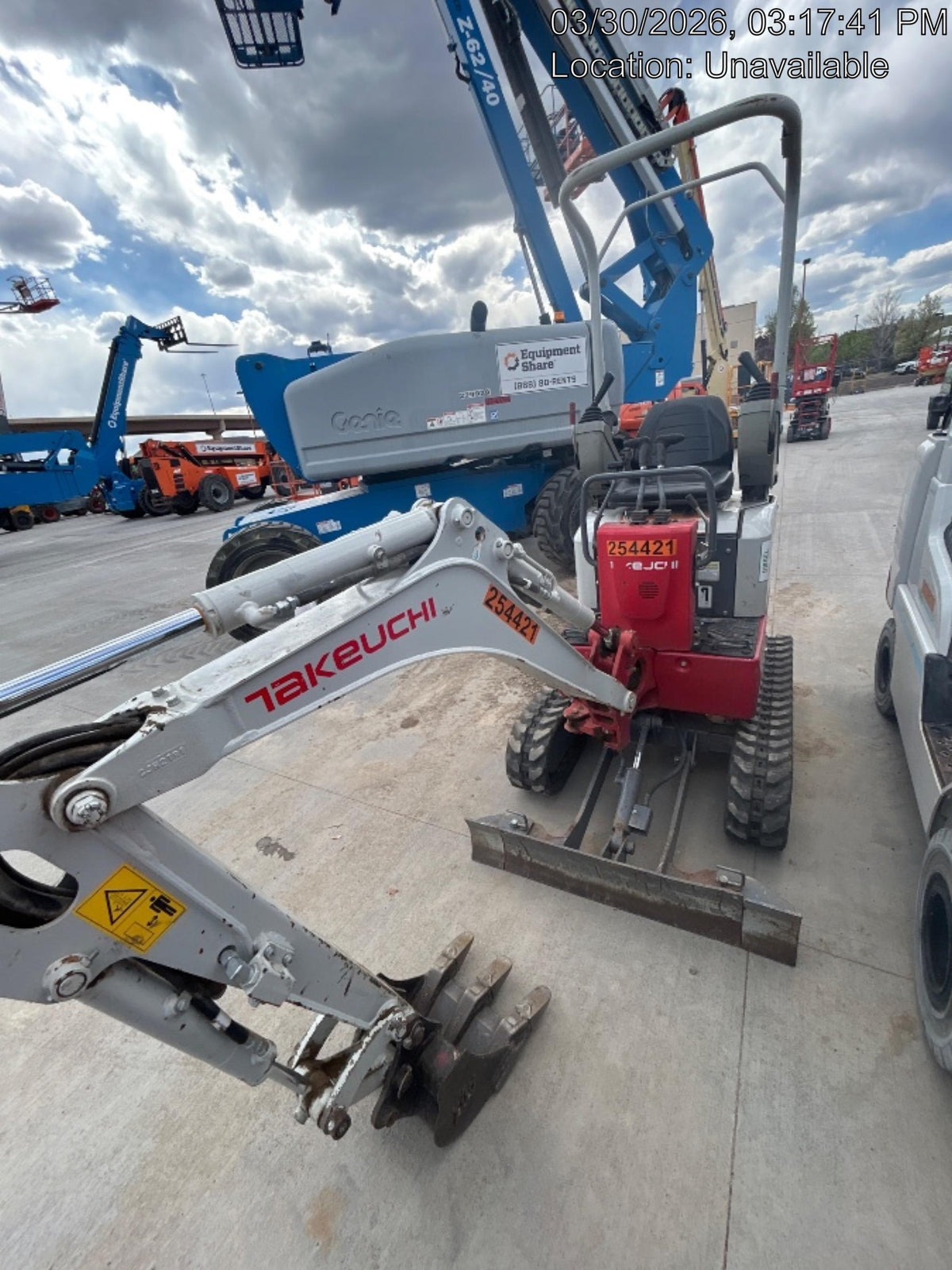 2022 TAKEUCHI TB210R