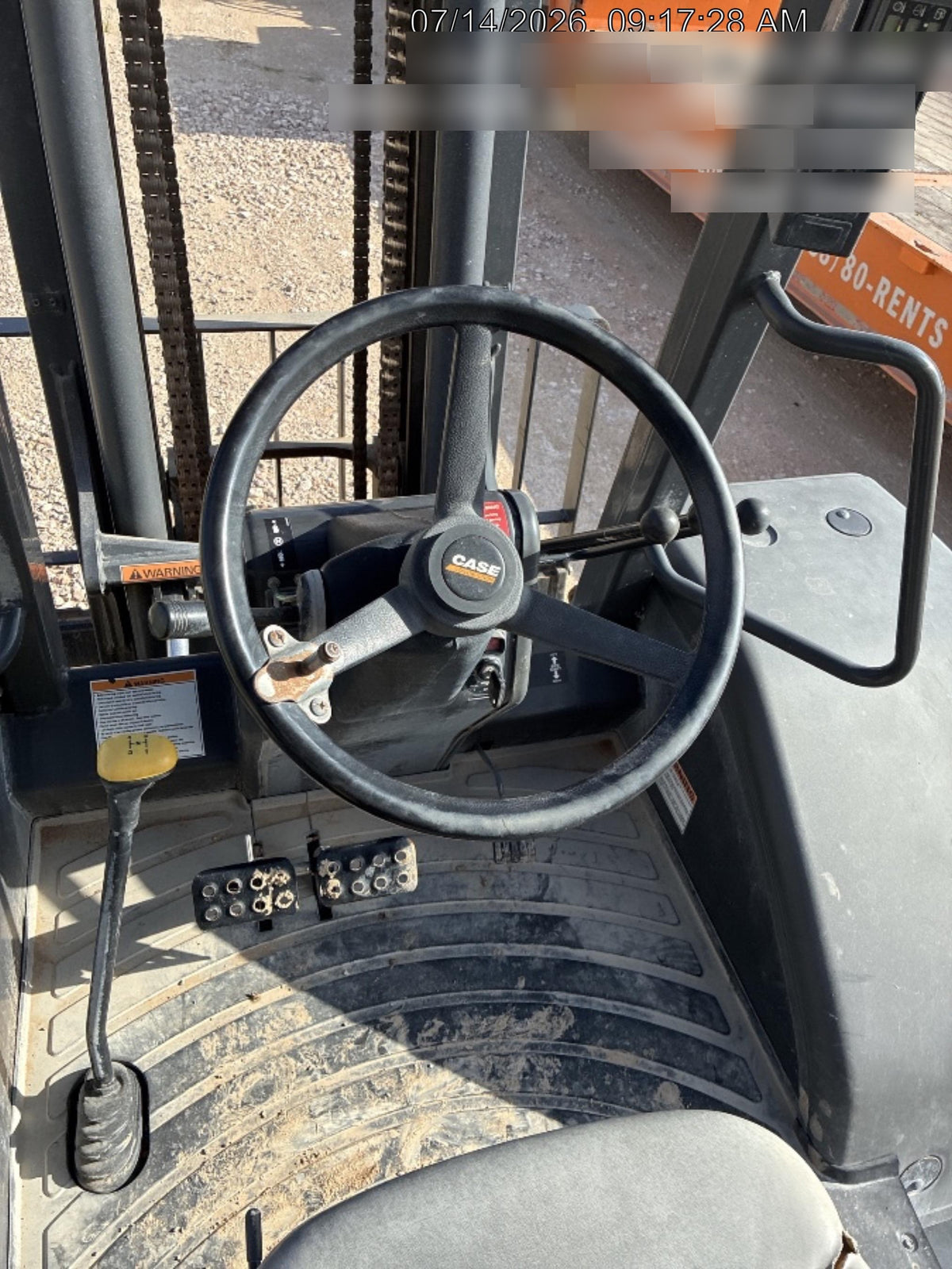 2023 CASE 588H