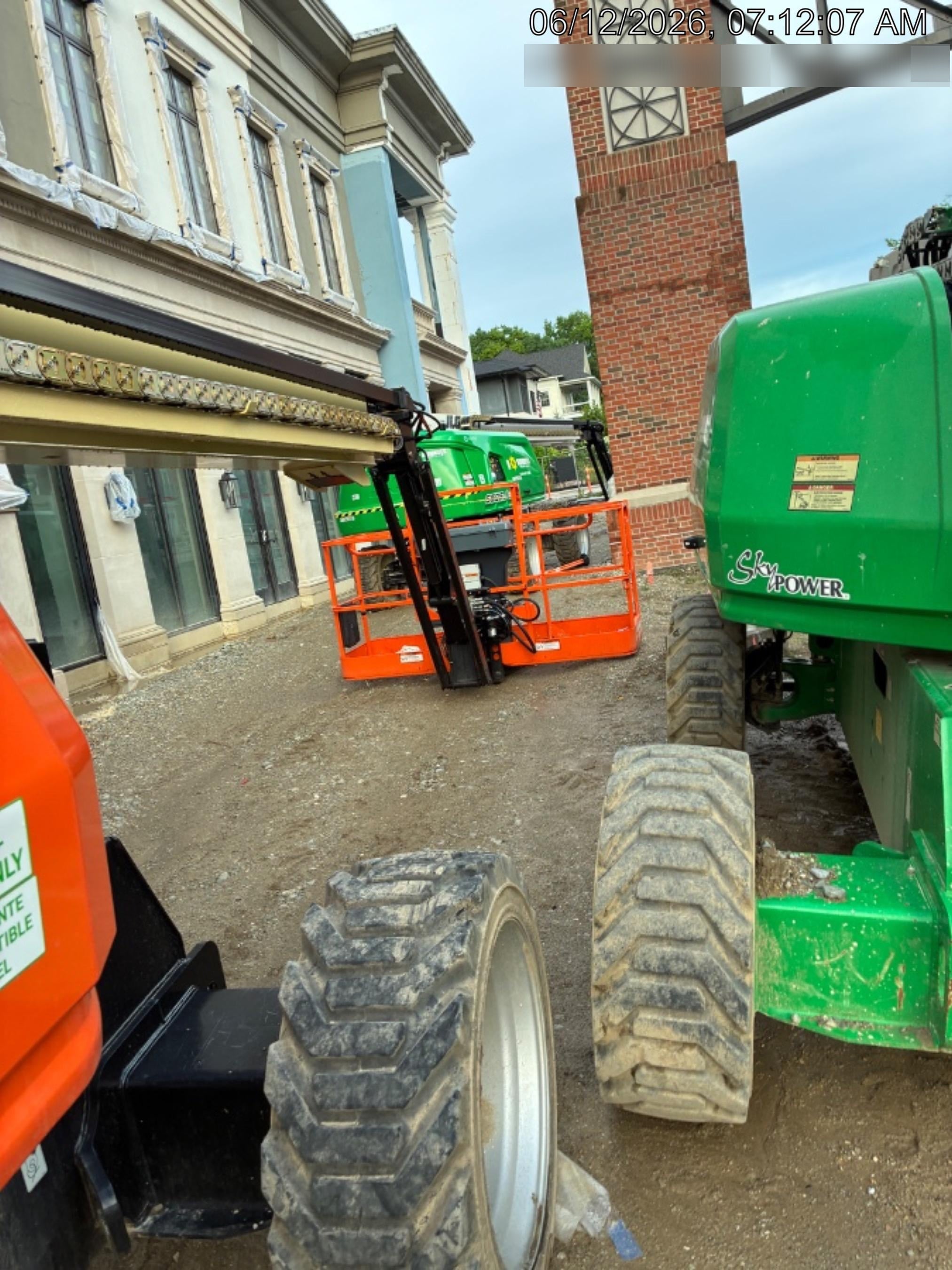 2024 JLG 660SJ