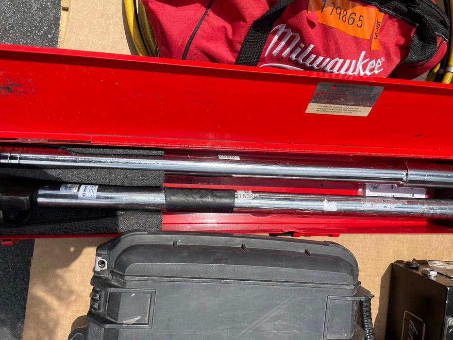 2021 MILWAUKEE 2867-22