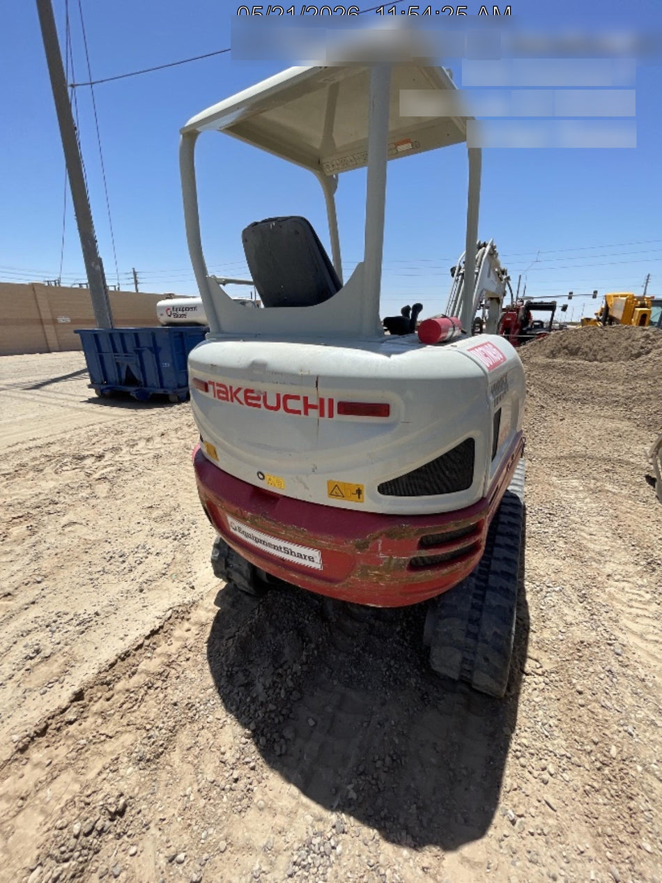 2021 TAKEUCHI TB235-2R