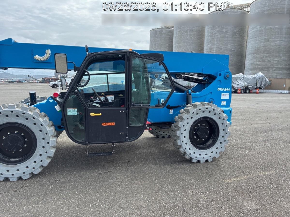 2022 GENIE GTH-844