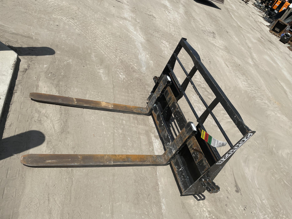 2022 ARROW MATERIAL HANDLING 48" Pallet Forks - Arrow