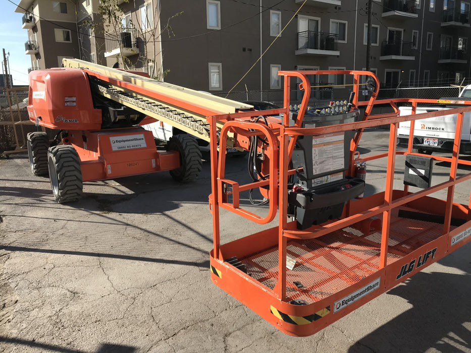 2020 JLG 600S