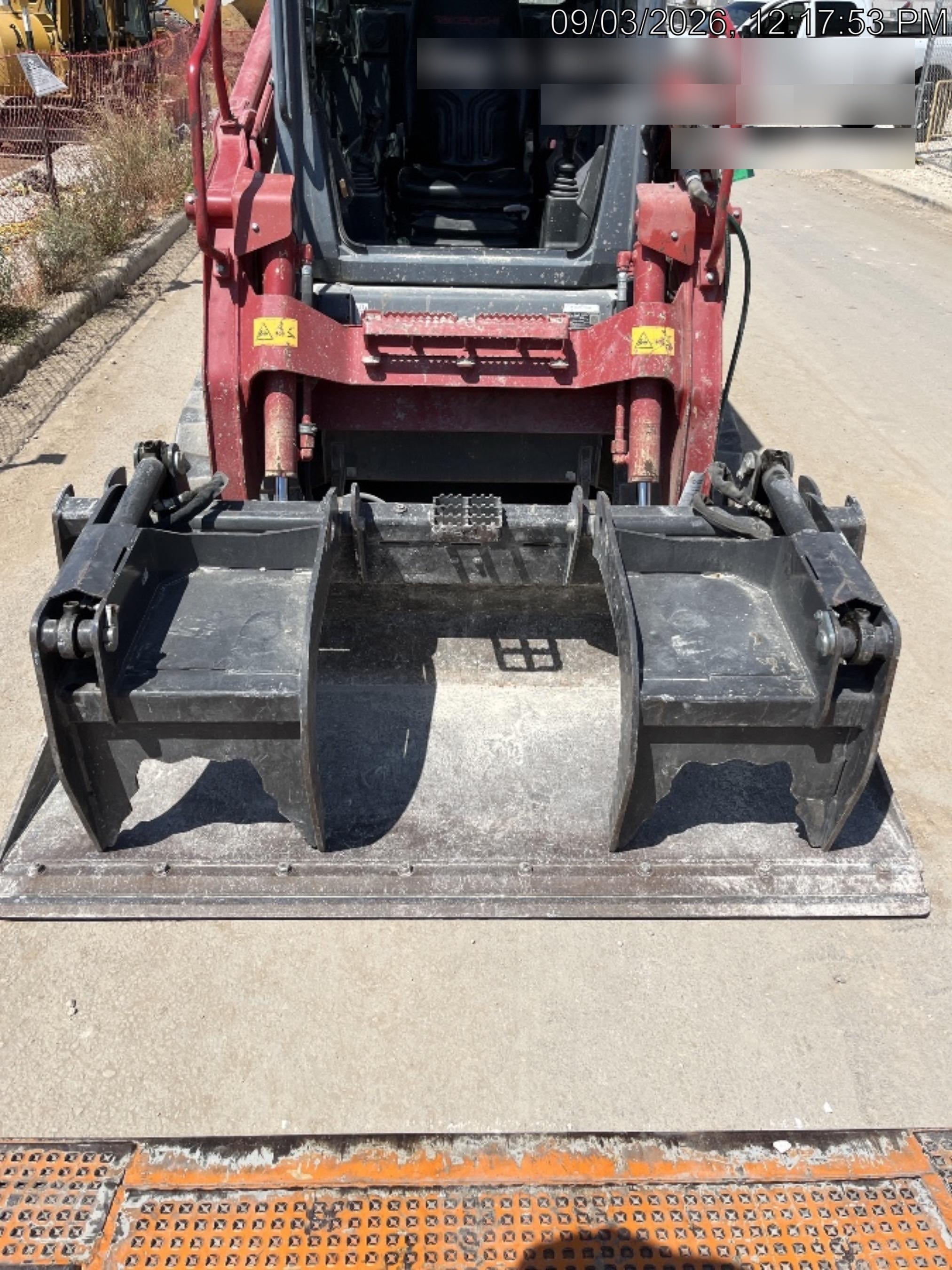 2023 TAKEUCHI TL10V2-CR