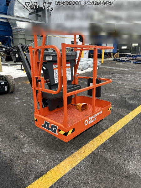2025 JLG E300AJP