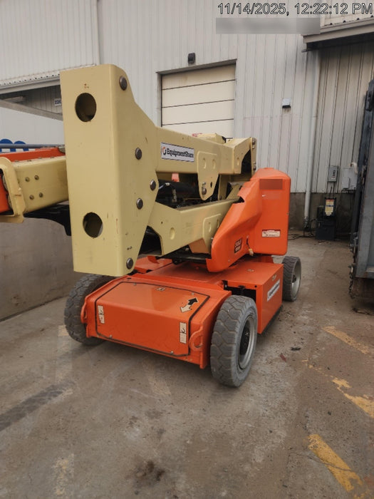2019 JLG E400AJPN