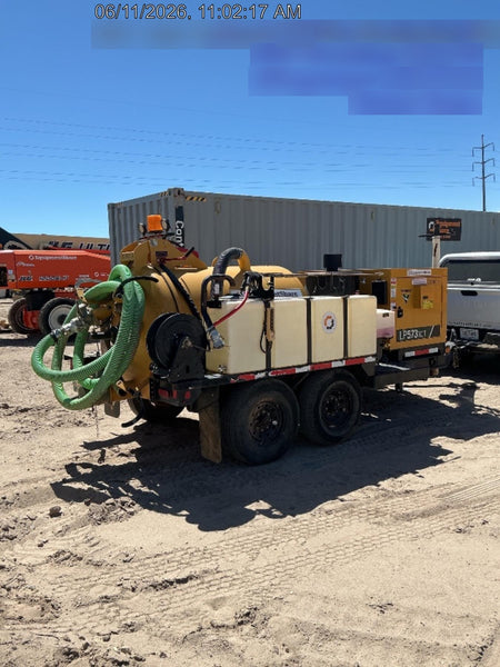 2023 VAC-TRON LP573XDT
