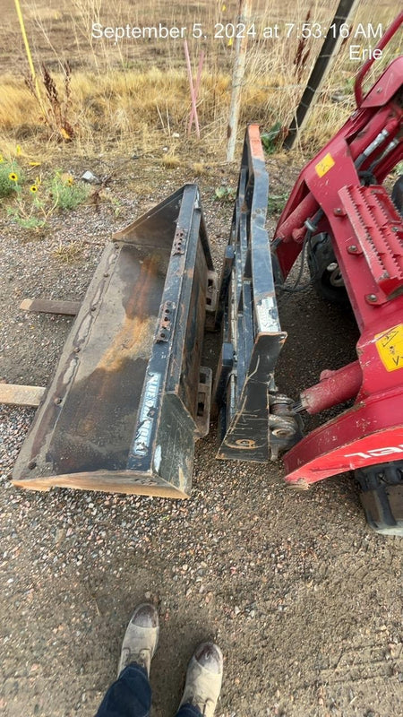 2022 ARROW MATERIAL HANDLING 60" Pallet Forks - Arrow