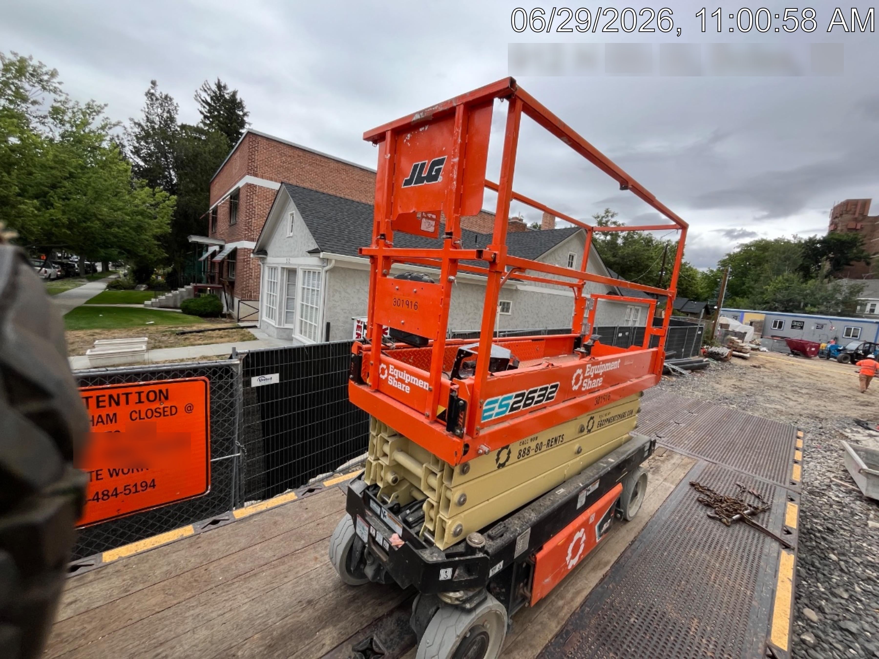 2023 JLG ES2632