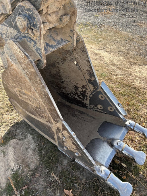 2020 DOOSAN 24" Bucket-Doosan