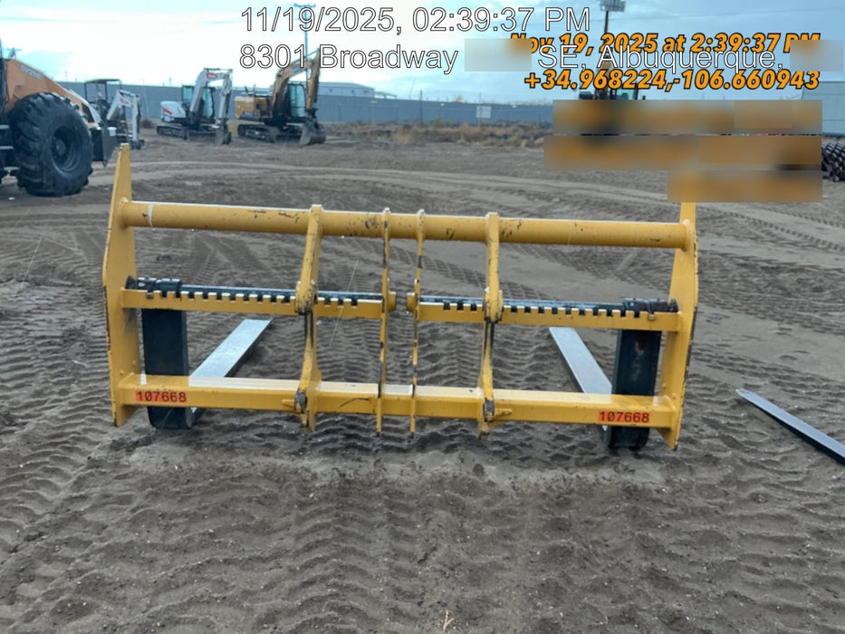 2020 JOHN DEERE 96" Loader Fork Carriage - John Deere