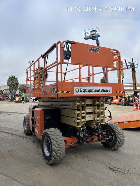 2021 JLG 430LRT