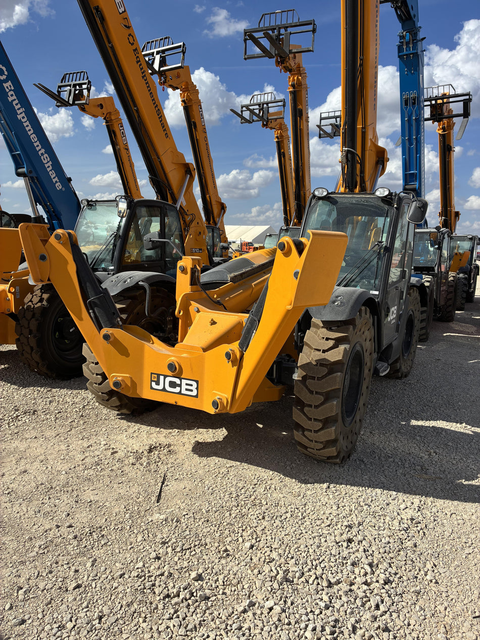 2026 JCB 512-56