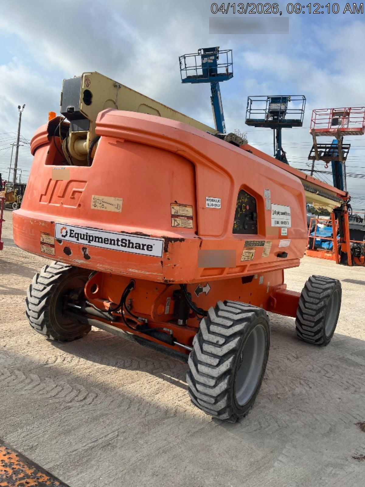 2019 JLG 660SJ