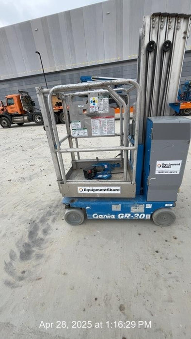 2020 GENIE GR-20