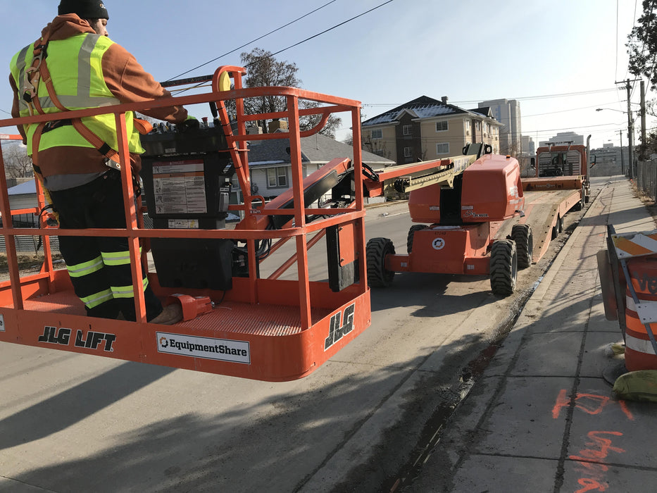 2019 JLG 460SJ