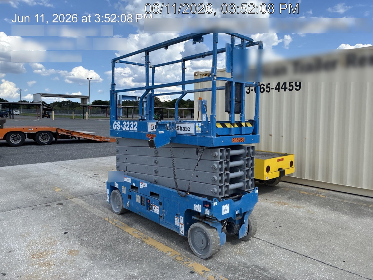 2022 GENIE GS-3232