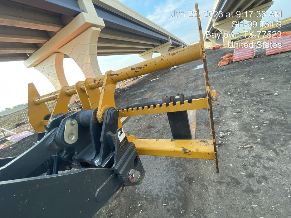 2020 JOHN DEERE 96" Loader Fork Carriage - John Deere