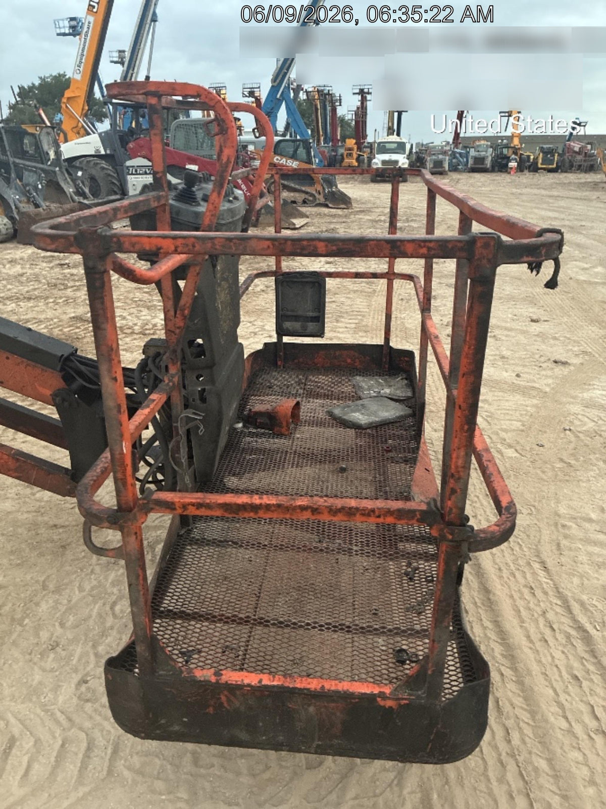 2019 JLG 660SJ