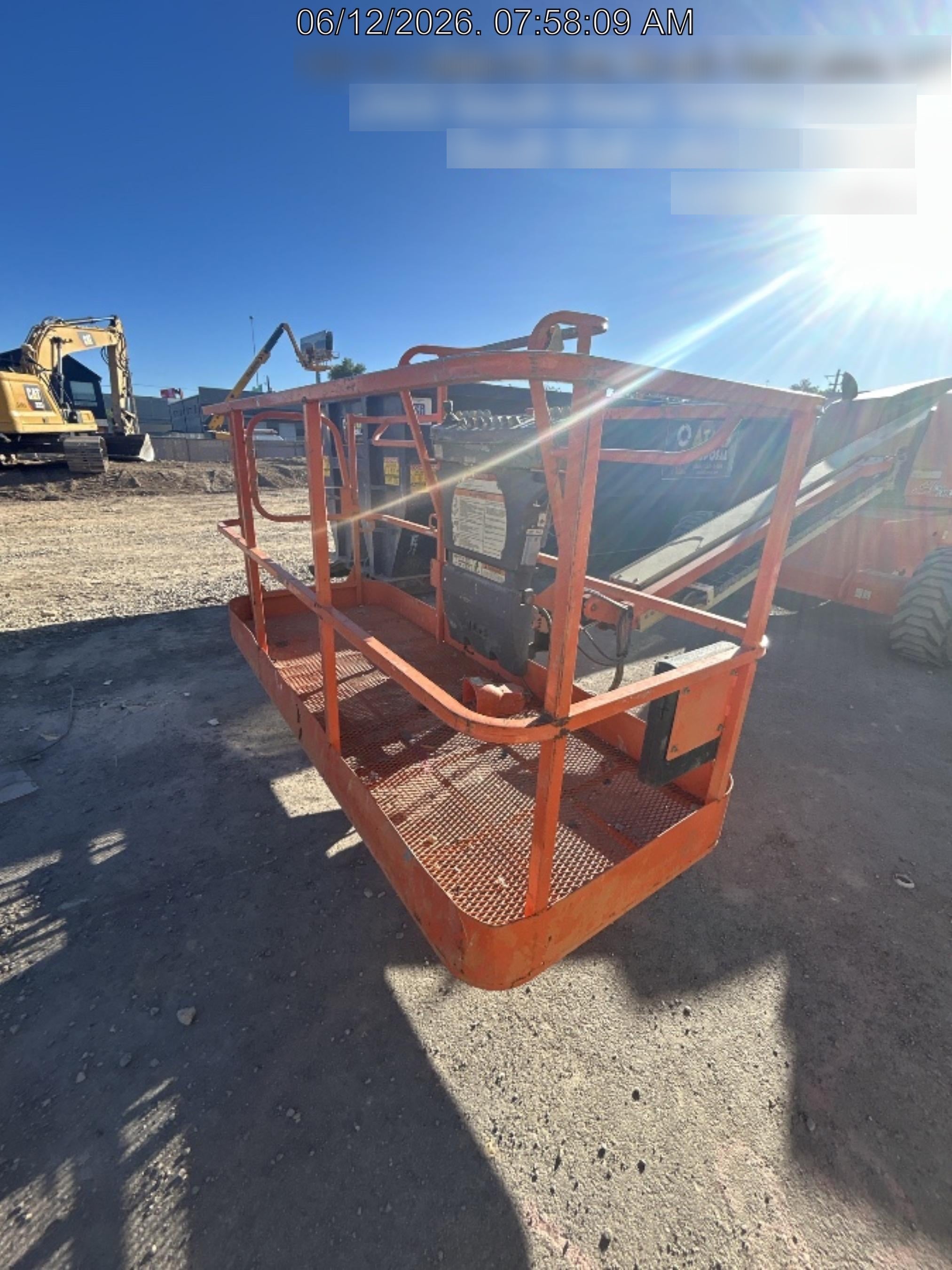 2019 JLG 400S