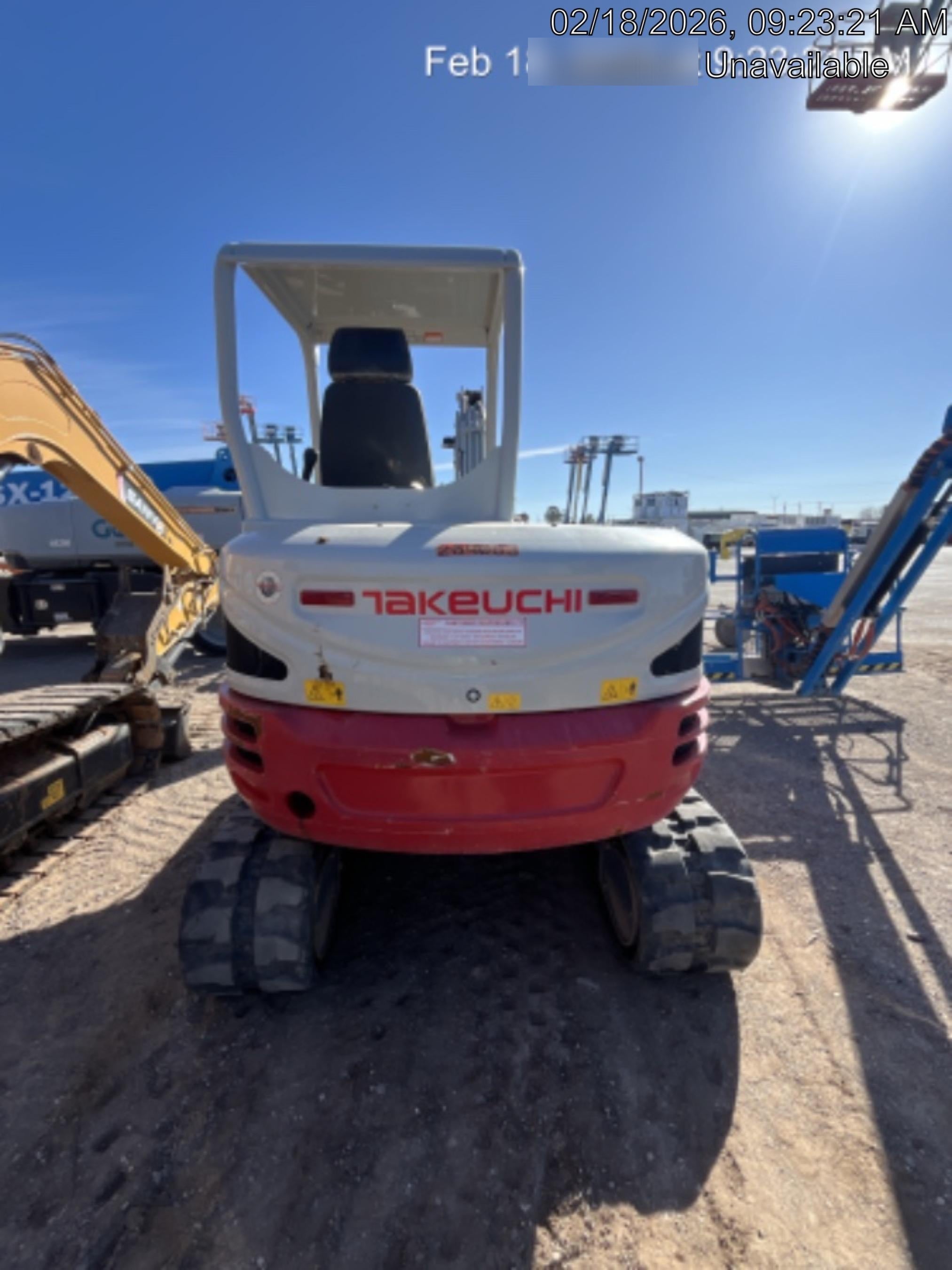 2022 TAKEUCHI TB250-2R