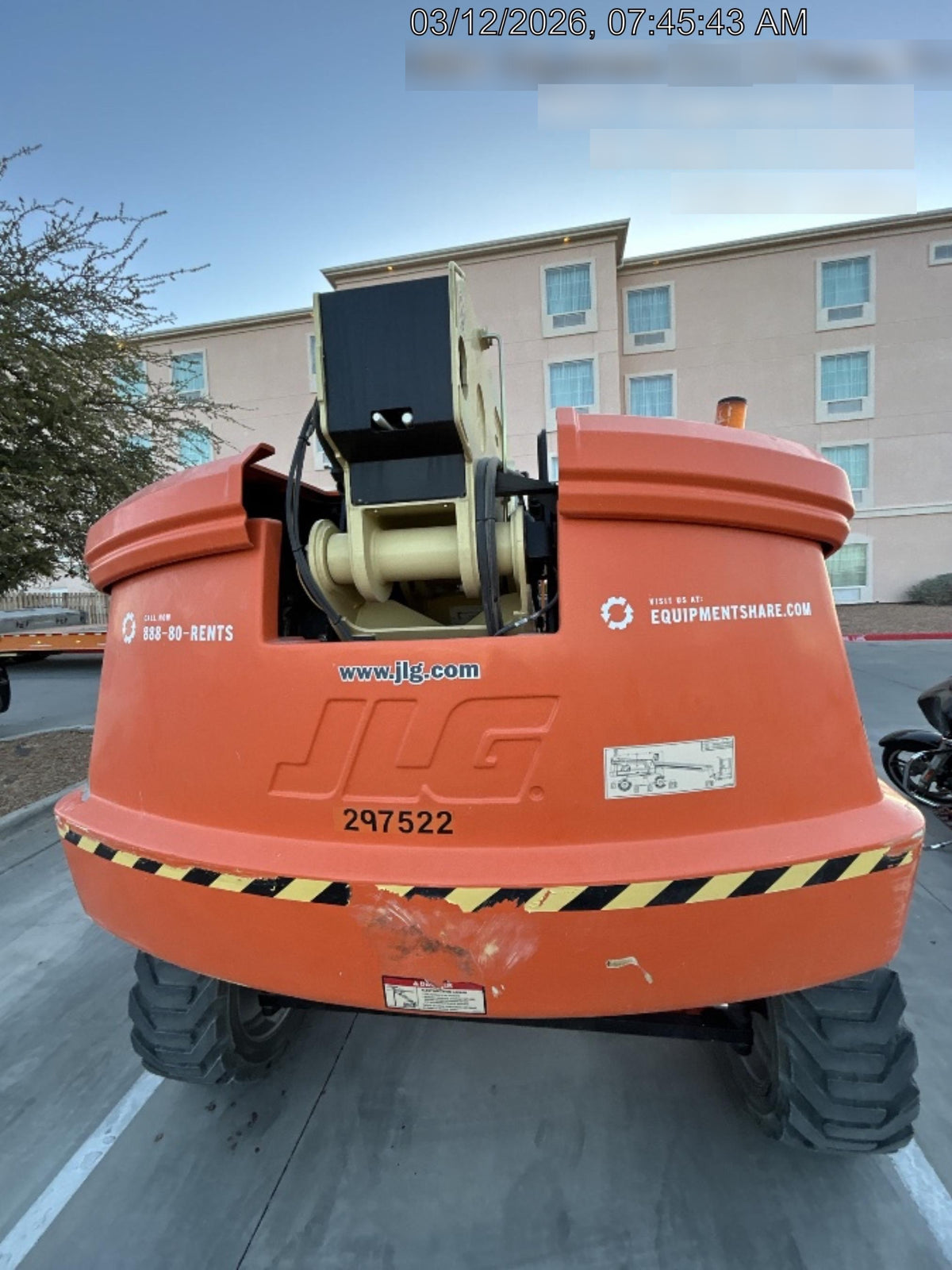 2023 JLG 660SJ