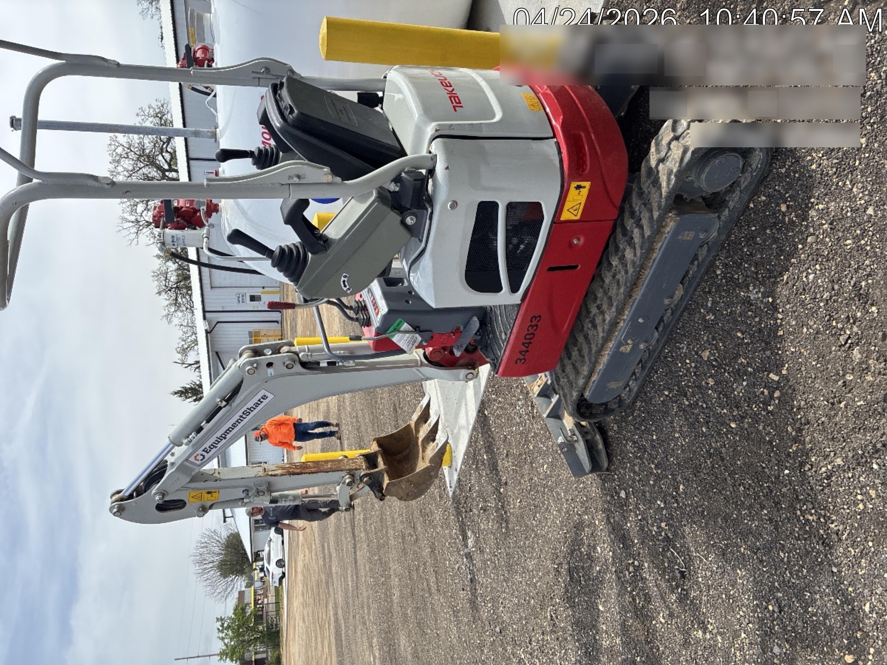 2023 TAKEUCHI TB210R