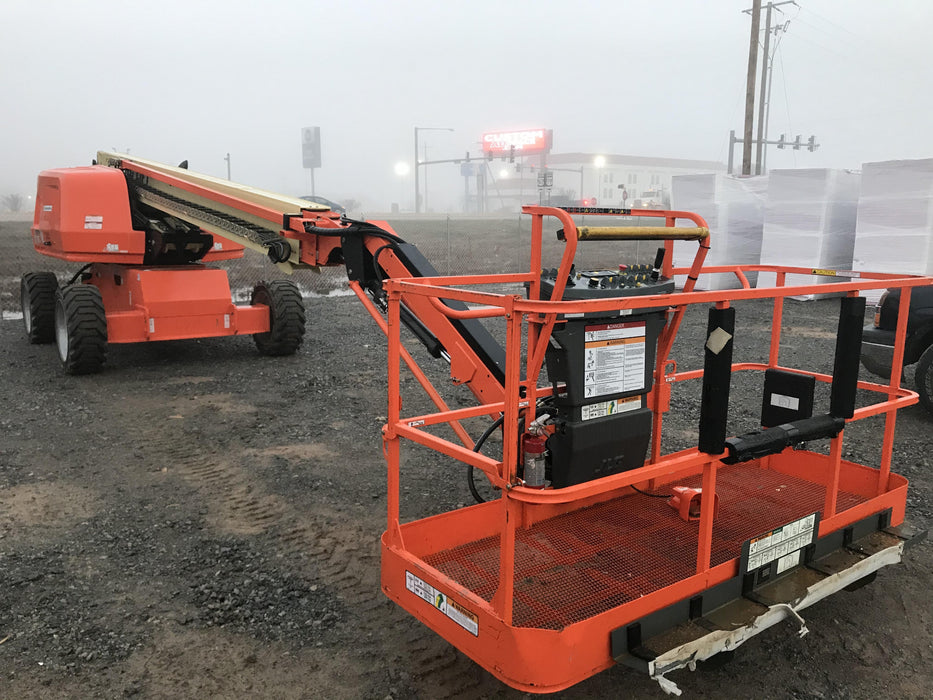 2018 JLG 660SJ