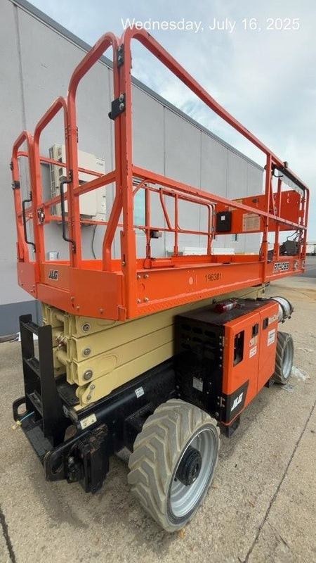 2021 JLG RT4069