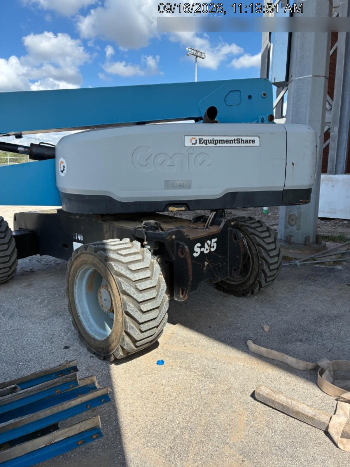 2017 GENIE S-85