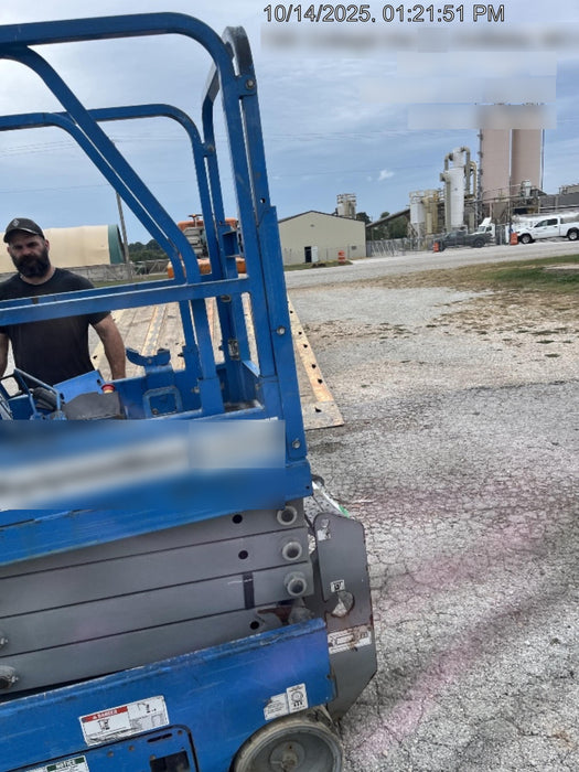 2020 Genie GS-1930 Solid Non Marking Tires, Beacon, Folding rails with half height swing gate