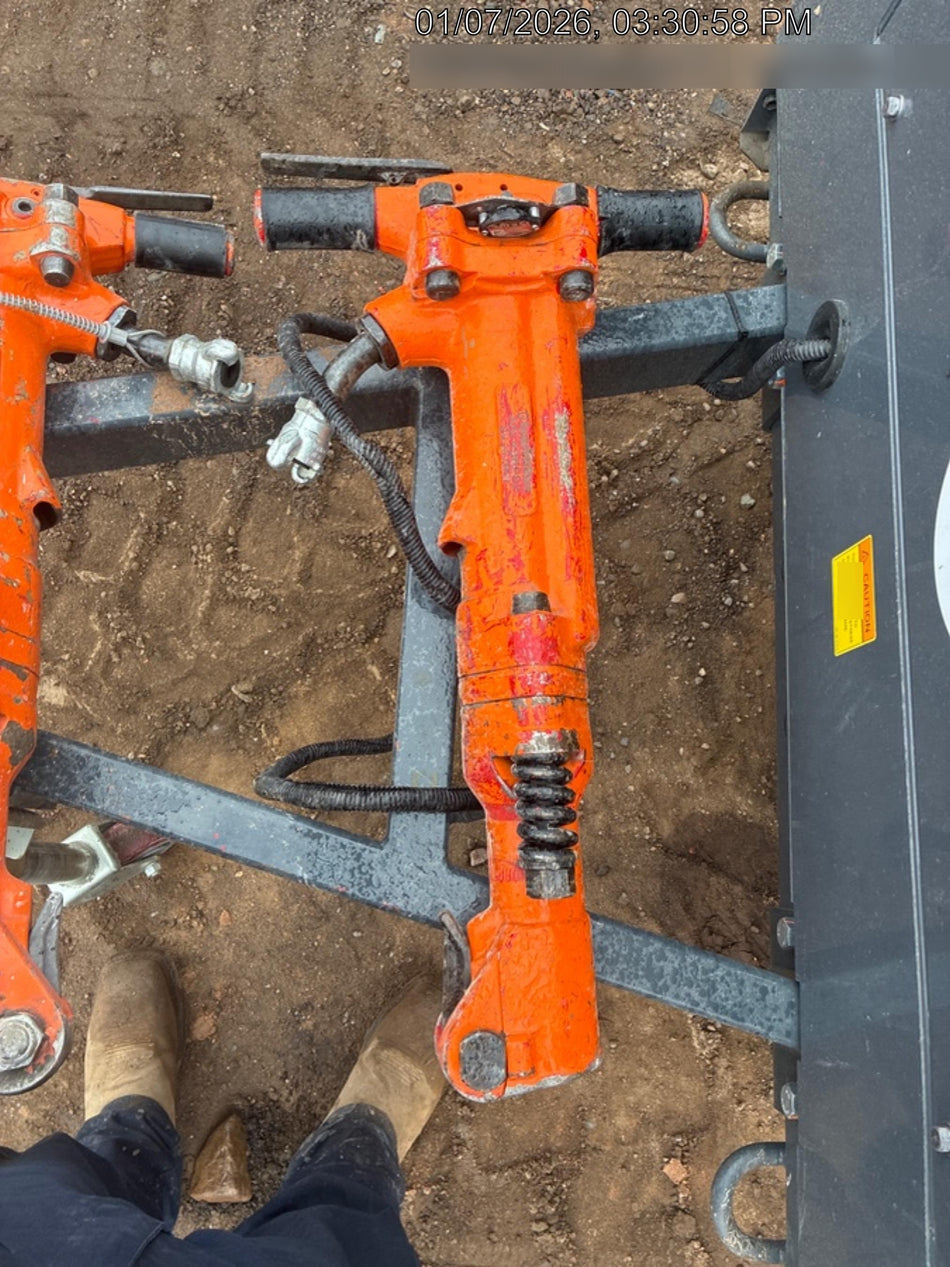 2024 MICHIGAN PNEUMATIC ES-TPB90-118-TRACKER