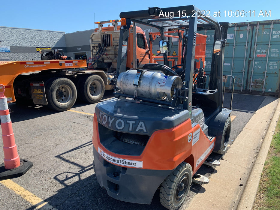 2022 TOYOTA 50-8FGU25