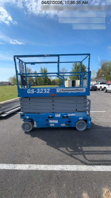 2022 GENIE GS-3232