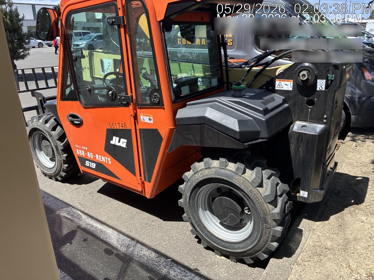 2025 JLG 519