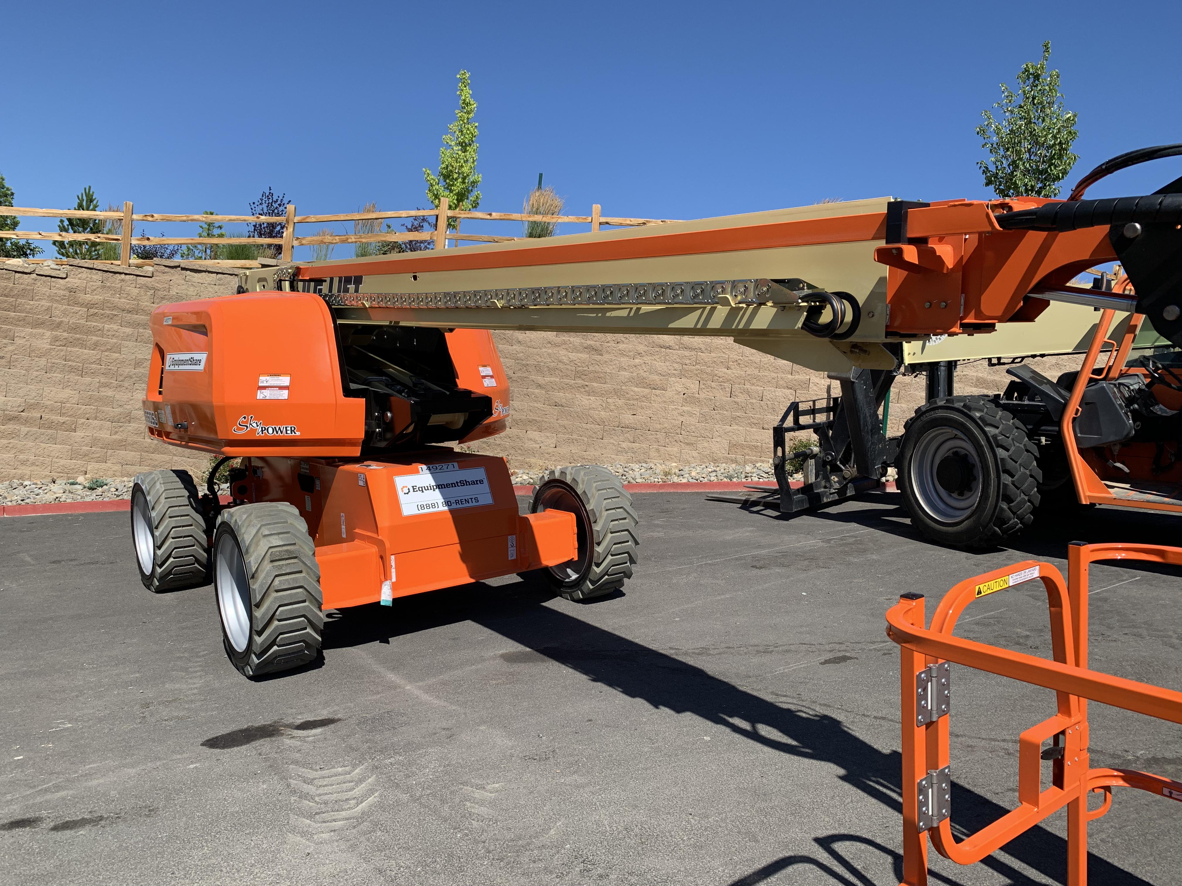 2021 JLG 660SJ