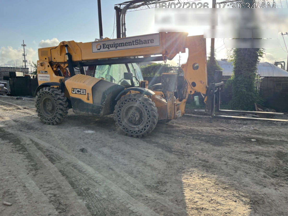 2018 JCB 510-56 JCB 510-56 Telehandler 74 HP w/CAB/HVAC, Beacon, Worklights, Aux Hydraulics, Solid Tires, 60" Carriage/Forks