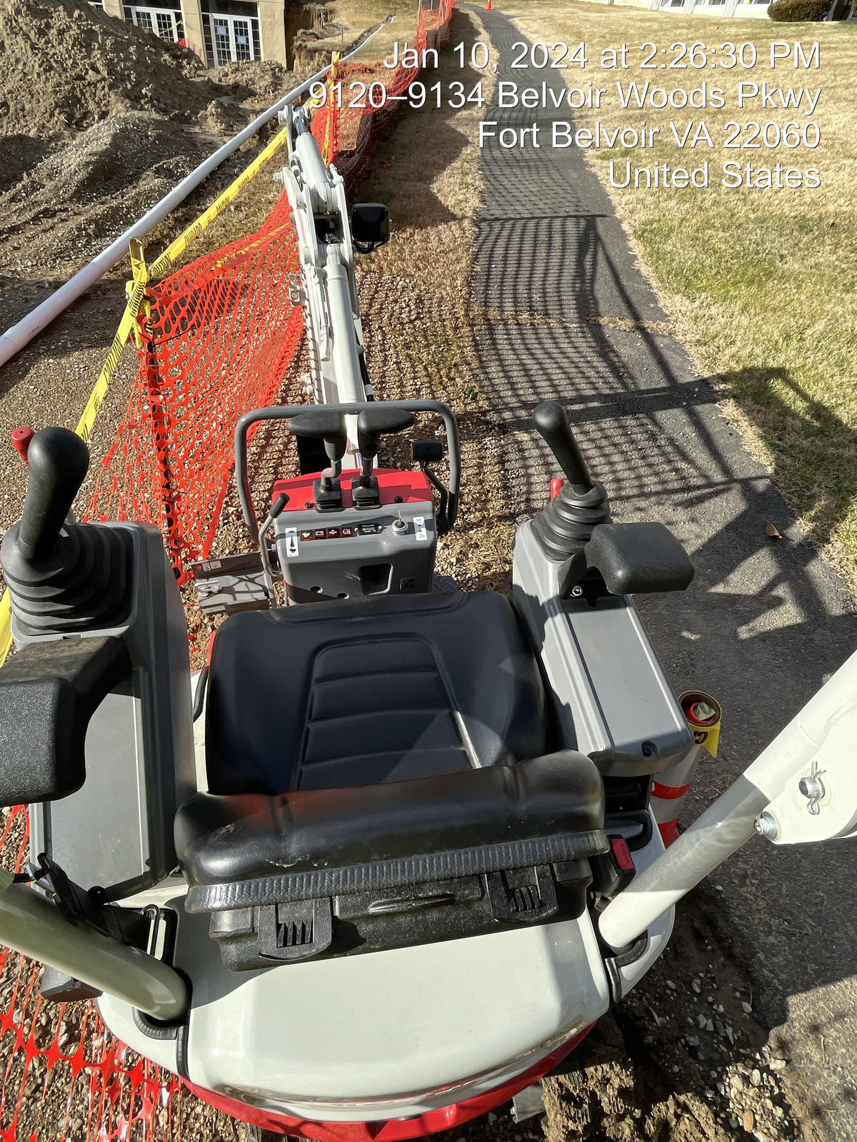 2023 TAKEUCHI TB210R