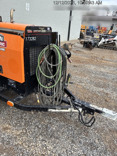 2021 Lincoln Electric Vantage 322 Vantage 322 Ready Pak 3 w/ Decals, ORANGE (includes trailer, cable rack, fender light kit) NO Telematics