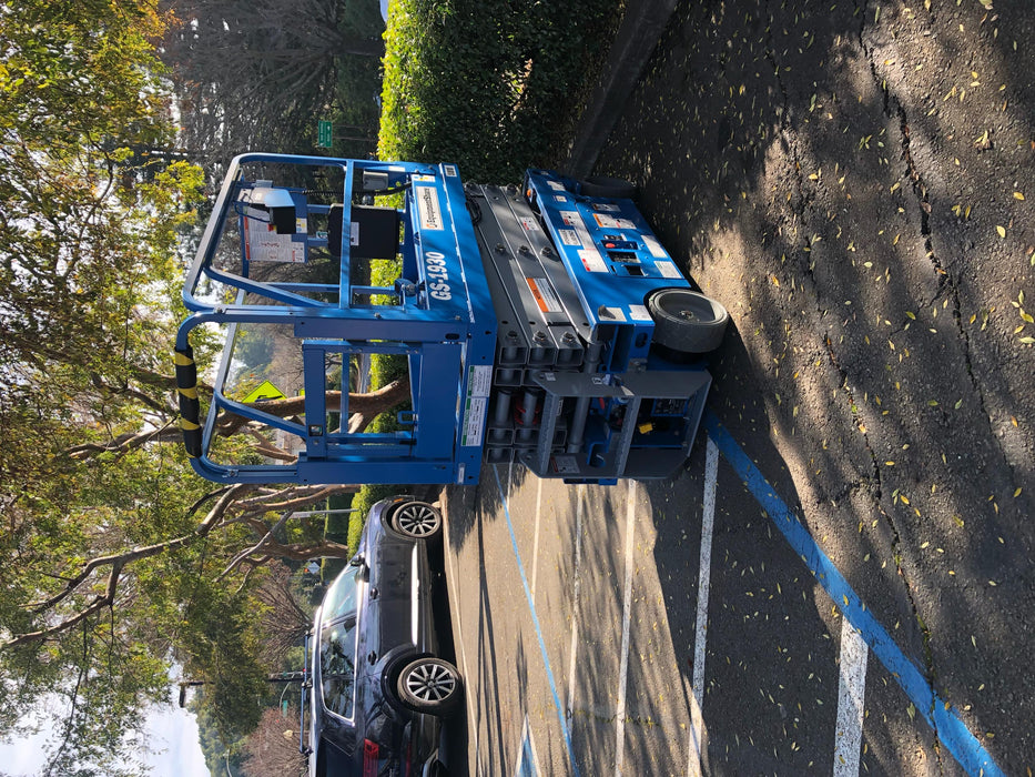 2019 Genie GS-1930 Half Height Swing Gate, 800W Inverter