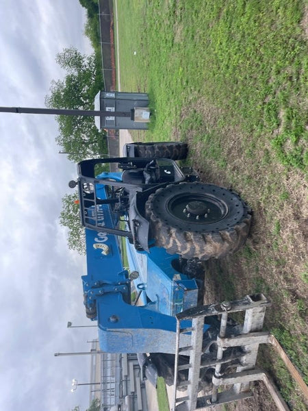 2018 Genie GTH-636 Genie GTH-636 w/Open ROPS, Solid Tires, Work Light/Beacon, 48" Carriage and Forks