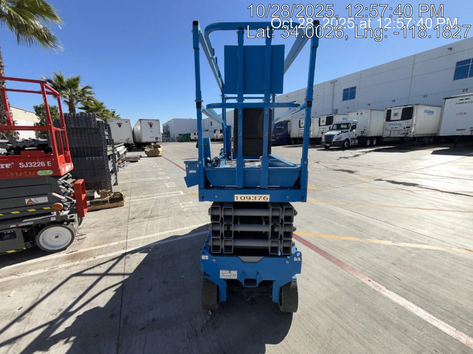 2020 Genie GS-2632 Solid NM Tires, Folding Rails with Half-Height Swing Gate, Beacon, 800W Invertor