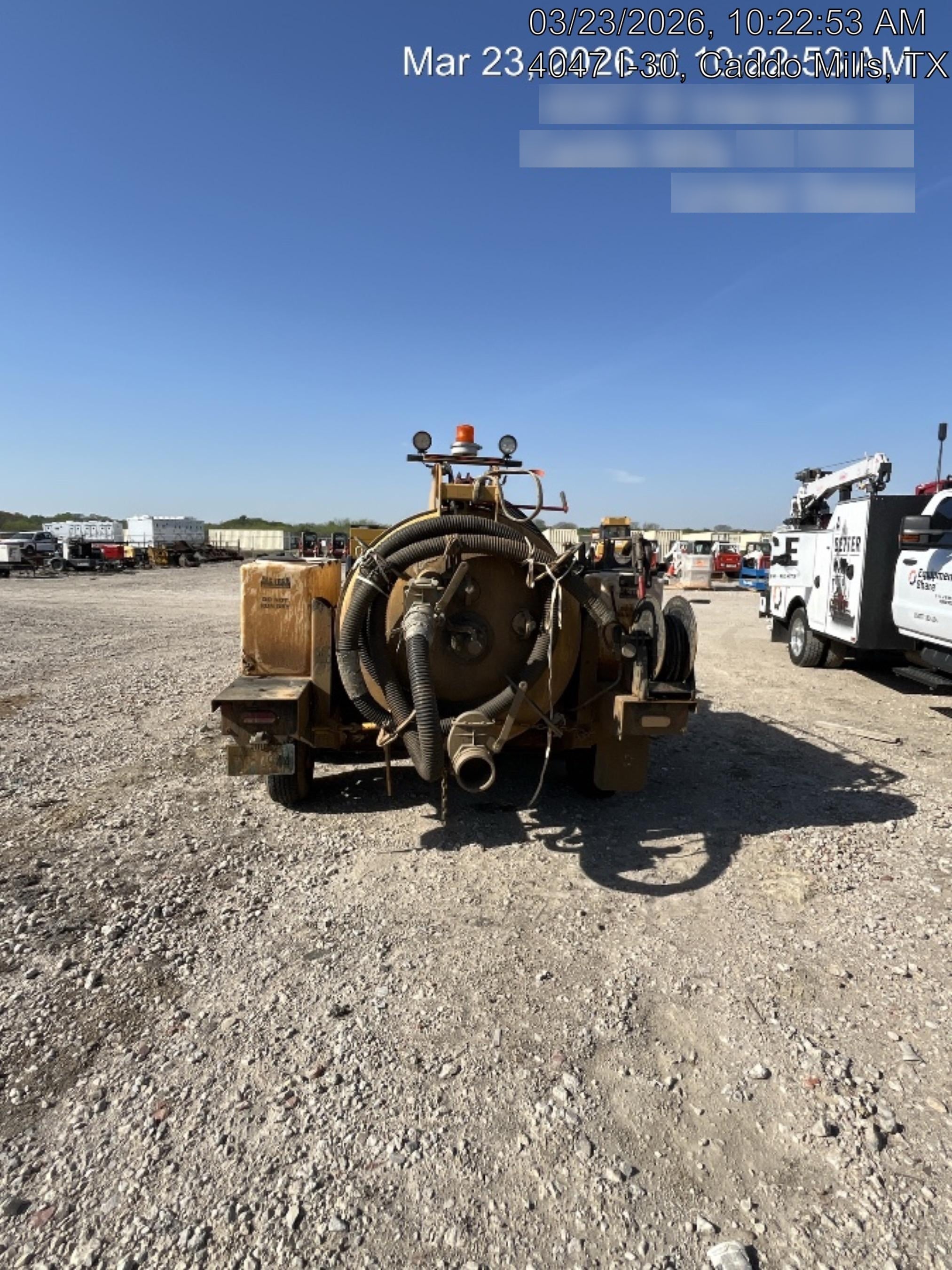2021 VAC-TRON LP573XDT