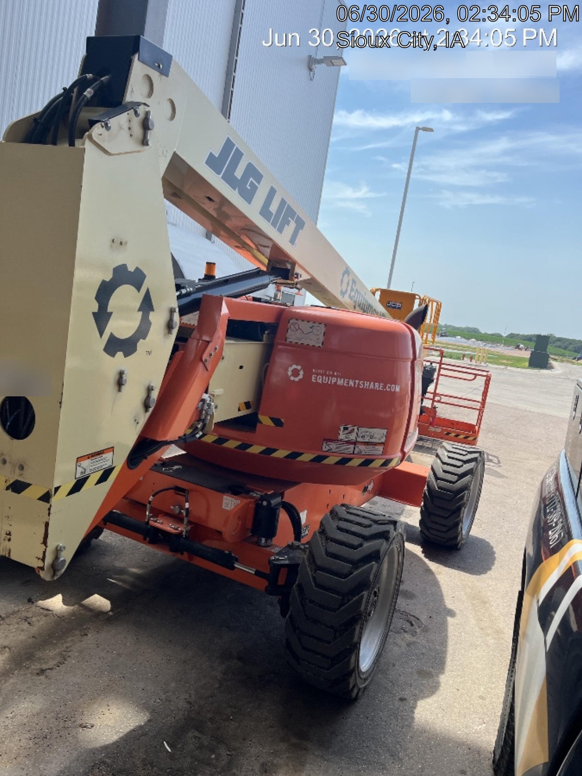 2023 JLG 600AJ