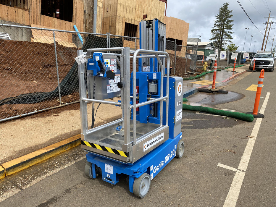 2021 GENIE GR-20