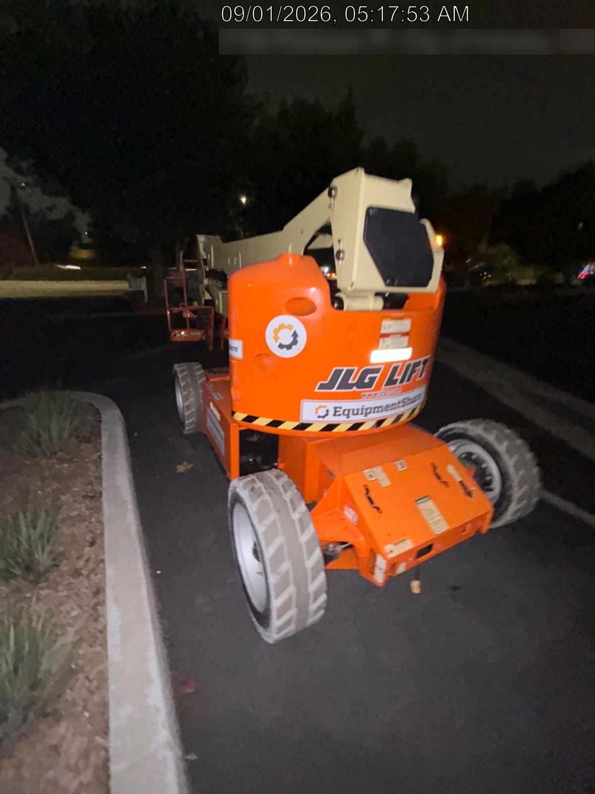 2021 JLG E450AJ
