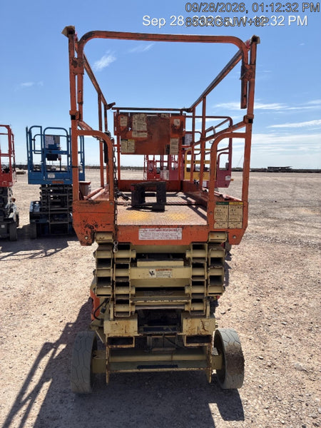 2016 JLG 3246ES